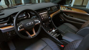 Jeep Grand Cherokee 4xe - dash